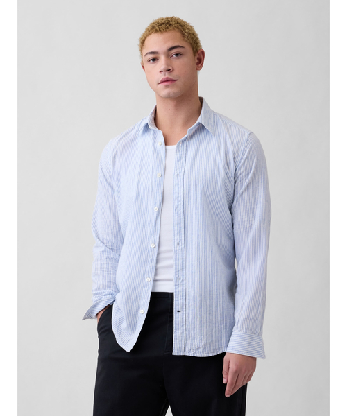 GAP(ギャップ)の「スタンダードフィット リネンブレンドシャツ(シャツ/ブラウス・メンズ・ベージュ系その他/ブルー/ホワイト×ブルー・S/XS/M/L/XL)」の2枚目の写真