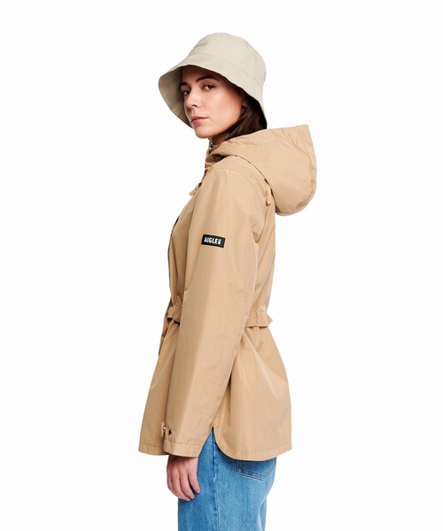 AIGLE(エーグル)の「GORE-TEX ゴアテックス 防風 防水 透湿 2レイヤー ジャケット RP(マウンテンパーカー・レディース・グリーン/ベージュ/ブラック・44/40/42/38/36/34)」の7枚目の写真