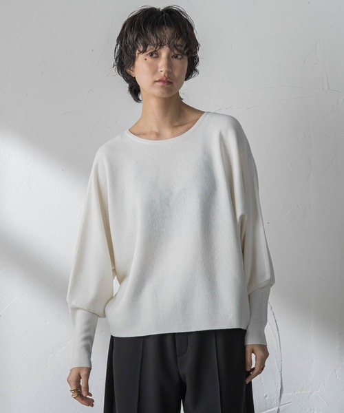 MAYSON GREY（メイソングレイ）の「袖口ボタンドルマンニットプルオーバー≪手洗い可能≫（ニット/セーター・レディース・オフホワイト/ブラック/ピンク/ブルー・M）」の13枚目の写真