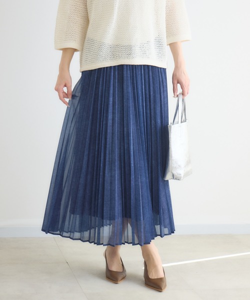 KATHARINE ROSS（キャサリンロス）の「【KATHARINE ROSS】シアーデニムプリーツスカート（デニムスカート・レディース・ネイビー/ライトブルー・FREE）」の2枚目の写真