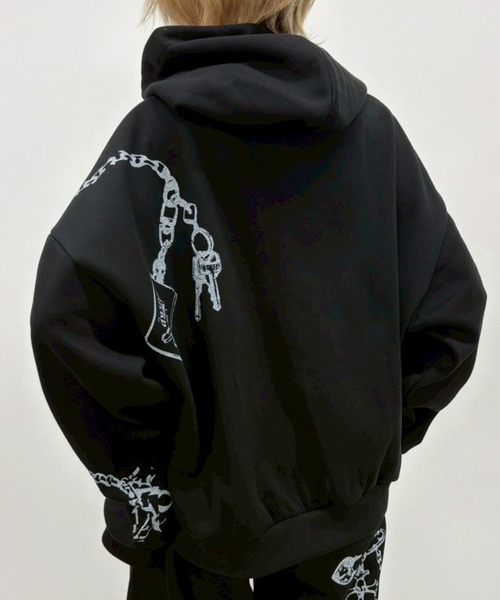 ARULE(アルール)の「A'GEM/9 × .kom 『ARULE/アルール』Chain Cross Graphic Zip Hoodie /短丈チェーンクロスグラフィックZIPパーカー(パーカー・レディース・グレー/ブラック・FREE)」の10枚目の写真