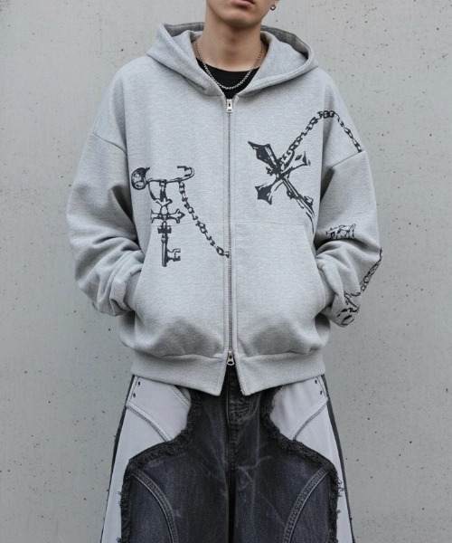 A'GEM/9 × .kom 『ARULE/アルール』Chain Cross Graphic Zip Hoodie