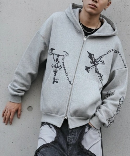A'GEM/9 × .kom 『ARULE/アルール』Chain Cross Graphic Zip Hoodie