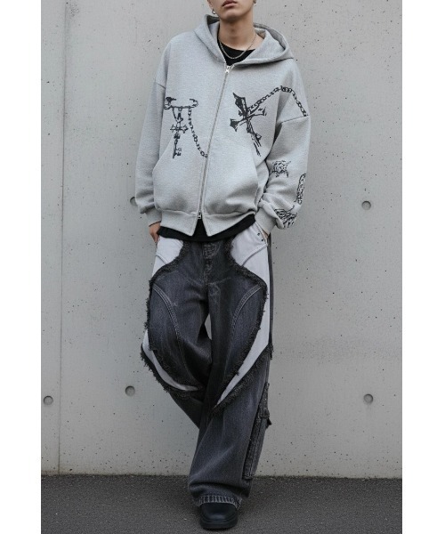 ARULE(アルール)の「A'GEM/9 × .kom 『ARULE/アルール』Chain Cross Graphic Zip Hoodie /短丈チェーンクロスグラフィックZIPパーカー(パーカー・レディース・グレー/ブラック・FREE)」の17枚目の写真