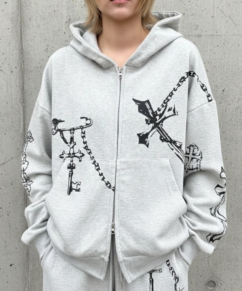 ARULE(アルール)の「A'GEM/9 × .kom 『ARULE/アルール』Chain Cross Graphic Zip Hoodie /短丈チェーンクロスグラフィックZIPパーカー(パーカー・レディース・グレー/ブラック・FREE)」の15枚目の写真