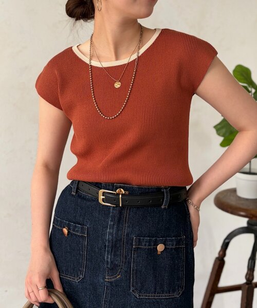 Chez toi(シェトワ)の「配色フレンチスリーブニット(ニット/セーター・レディース・ブラック/アイボリー/オレンジ/ブルー・FREE)」の4枚目の写真