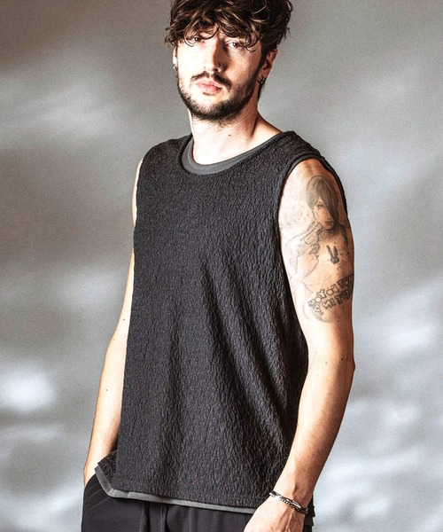 NO ID.（ノーアイディ）の「【NO ID.】Sheer Layered Sleeveless Pullover / シアーレイヤードスリーブレスプルオーバー（Tシャツ/カットソー・メンズ・アイボリー/ブラック/グレー・ONE SIZE）」の3枚目の写真