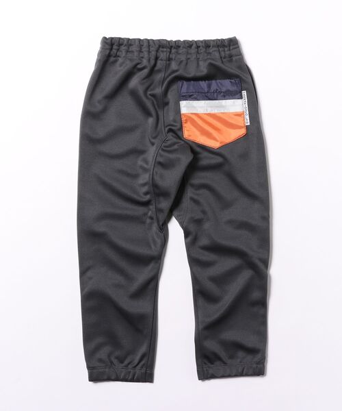 HAKKA KIDS（ハッカキッズ）の「アンクル丈トラックパンツ（その他パンツ・キッズ・グリーン/チャコール・110cm/120cm/130cm）」の4枚目の写真