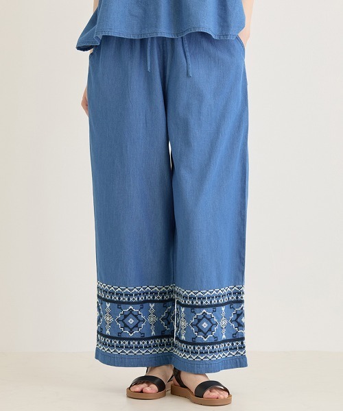 チチカカ(チチカカ)の「Shanti Shanti デニム刺繍パンツ【WEB限定】(デニムパンツ・レディース・ネイビー/ライトブルー・FREE)」の5枚目の写真