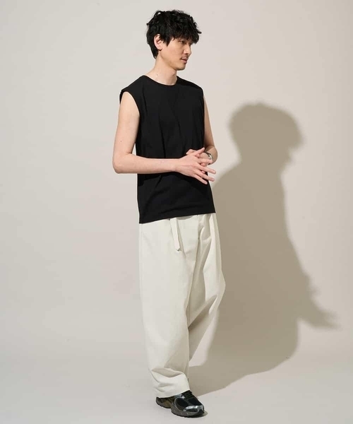 a.v.v(アーヴェヴェ)の「【接触冷感】ノースリーブカットソー(Tシャツ/カットソー・メンズ・ホワイト/チャコールグレー/ブラック・44/48/46/50/52)」の12枚目の写真