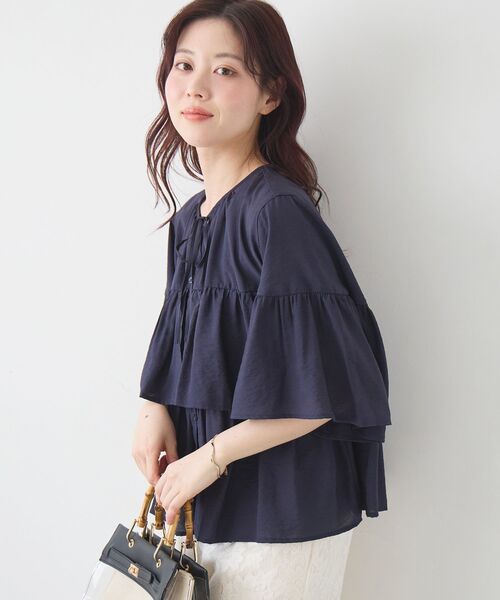 le.coeur blanc(ルクールブラン)の「ヴィンテージライクティアードブラウス(シャツ/ブラウス・レディース・オフホワイト/ネイビー/ライトブルー・38)」の18枚目の写真