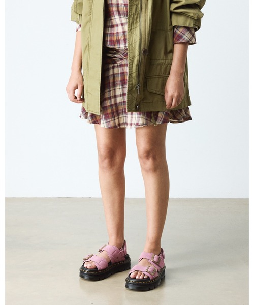 Dr. Martens(ドクターマーチン)の「Dr. Martens/ドクターマーチン ZEBZAG サンダル 42689650(サンダル・メンズ・ピンク・UK9/UK8/UK7/UK6/UK5/UK4/UK3)」の4枚目の写真