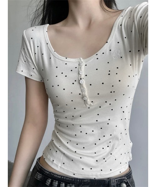 LADY LIKE(レディライク)の「ミニドット柄ヘンリーネックコンパクト半袖Tシャツ(Tシャツ/カットソー・レディース・ホワイト/アイボリー・M)」の9枚目の写真