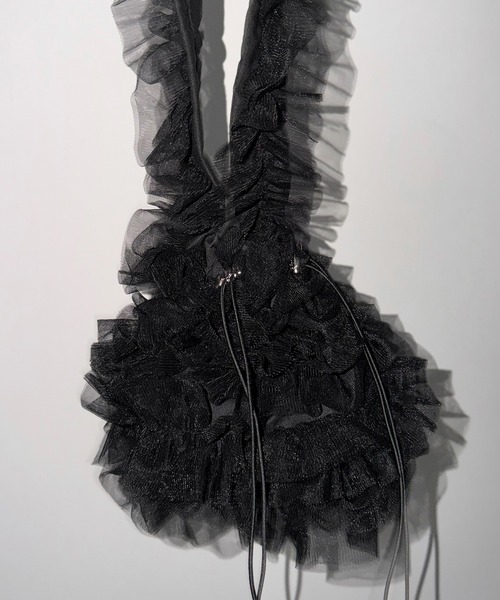 me+em select(ミームセレクト)の「【 2color 】チュールフリル巾着ミニショルダーバッグ/ tulle frill drawstring mini shoulder bag(ショルダーバッグ・レディース・ブラック/ピンク・FREE)」の9枚目の写真