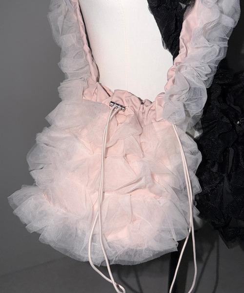 me+em select(ミームセレクト)の「【 2color 】チュールフリル巾着ミニショルダーバッグ/ tulle frill drawstring mini shoulder bag(ショルダーバッグ・レディース・ブラック/ピンク・FREE)」の16枚目の写真