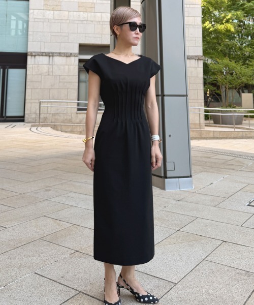 JENNE(ジェンヌ)の「カットソーウエストタックワンピース(日本製生地)(ワンピース・レディース・ピンク系その他/ネイビー/ブラック・SMALL/MEDIUM/LARGE)」の9枚目の写真