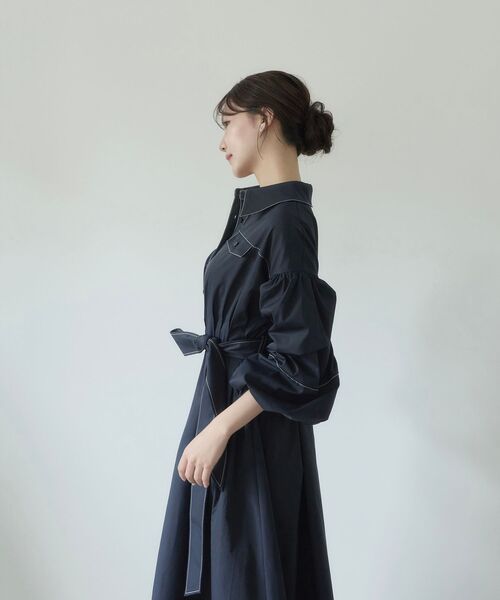 cle blatt(クレブラット)の「ステッチシャツワンピース(シャツワンピース・レディース・ネイビー/オフホワイト・MEDIUM)」の2枚目の写真