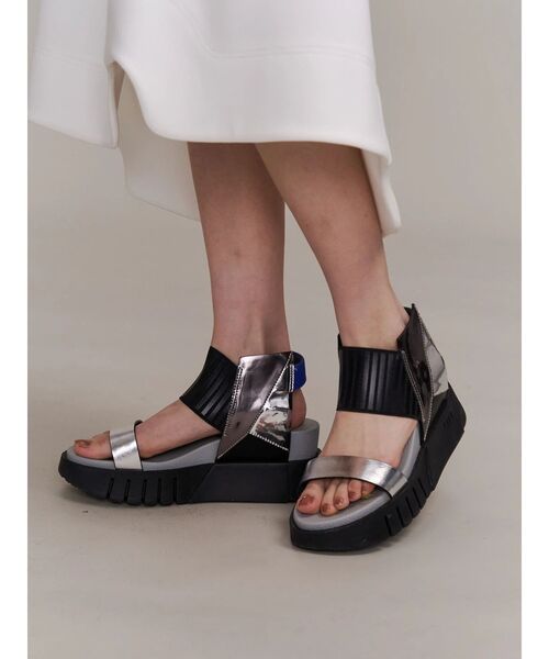 UNITED NUDE(ユナイテッドヌード)の「【UNITED NUDE】Delta 3D Sandal LTD.(サンダル・レディース・その他1・35/36/37/38/39)」の3枚目の写真