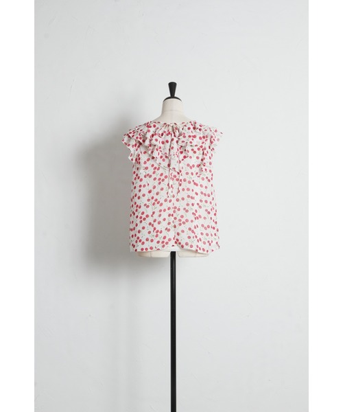 tocco closet(トッコ クローゼット)の「インナー付きチェリープリントラッフルフリルブラウス(シャツ/ブラウス・レディース・ブラック/オフホワイト・M)」の20枚目の写真