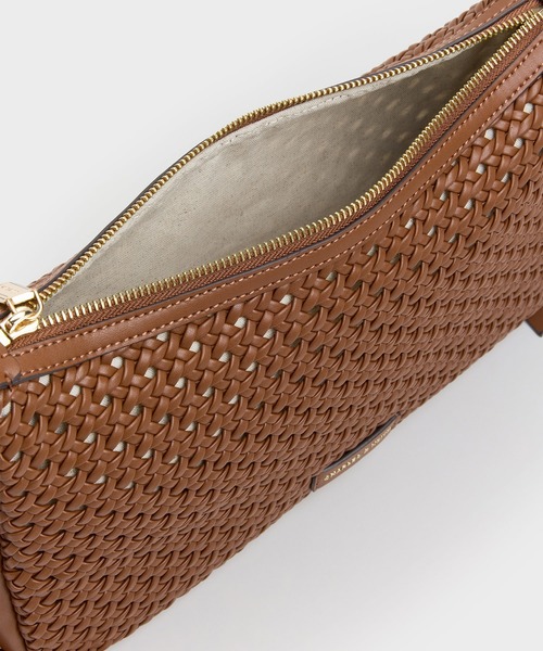 CHARLES & KEITH（チャールズ & キース）の「Calla カルラ ウーブン ショルダーバッグ（ショルダーバッグ・レディース・チョコ/クリーム/ブラック・M）」の10枚目の写真