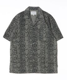Carhartt WIP（カーハートダブリューアイピー）の「S/S Snake Camo Shirt（シャツ/ブラウス）」