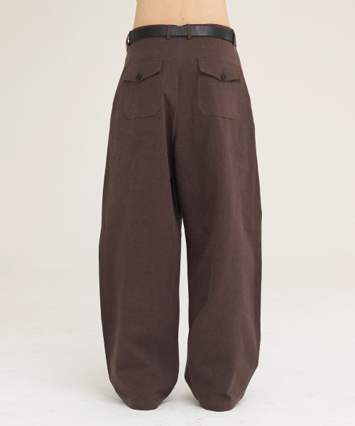 AKECII(アケシ)の「ヘリソンワイドチノパンツ_ウォッシュドブラウン(その他パンツ・メンズ・その他・MEDIUM/SMALL/LARGE)」の3枚目の写真