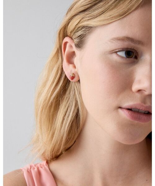 kate spade new york（ケイトスペード ニューヨーク）の「シークレット ガーデン ストロベリー ピアス（ピアス（両耳用）・レディース・レッド・ONESIZE）」の2枚目の写真