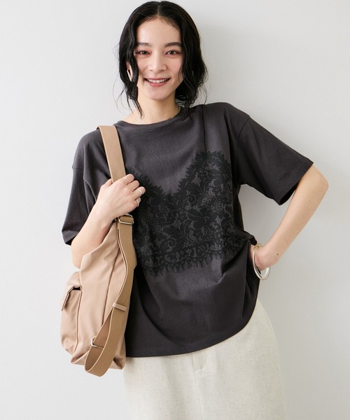 VIS(ビス)の「トロンプルイユプリントTシャツ(Tシャツ/カットソー・レディース・チャコールグレー/ホワイト・FREE)」の19枚目の写真