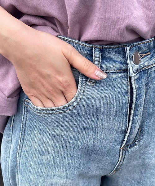 CRB(シーアールビー)の「サイドライン切替ストレートデニムパンツ(デニムパンツ・レディース・ブルー・L/M/S)」の9枚目の写真