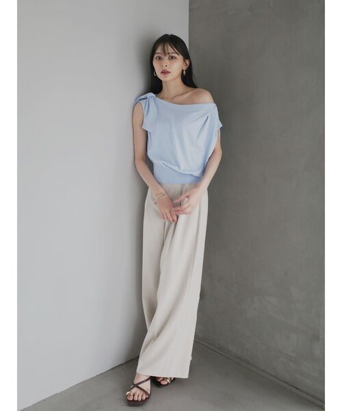 LAGUNAMOON（ラグナムーン）の「オフショルリボンドレープニット 【夏服】（ニット/セーター・レディース・ホワイト/ライトブルー/ブラック・FREE）」の9枚目の写真