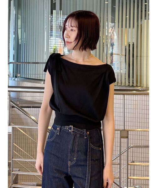 LAGUNAMOON（ラグナムーン）の「オフショルリボンドレープニット 【夏服】（ニット/セーター・レディース・ホワイト/ライトブルー/ブラック・FREE）」の12枚目の写真