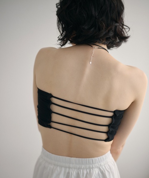 LAULEN(ローレン)の「back strap rib bandeau /バックストラップリブバンドゥ(チューブトップ・レディース・アイボリー/ブラック・FREE)」の1枚目の写真