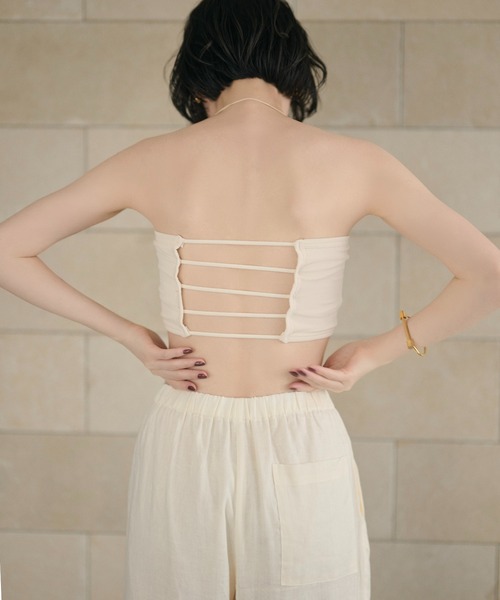 LAULEN(ローレン)の「back strap rib bandeau /バックストラップリブバンドゥ(チューブトップ・レディース・アイボリー/ブラック・FREE)」の5枚目の写真