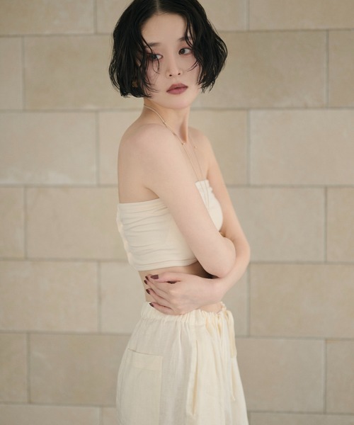 LAULEN(ローレン)の「back strap rib bandeau /バックストラップリブバンドゥ(チューブトップ・レディース・アイボリー/ブラック・FREE)」の8枚目の写真
