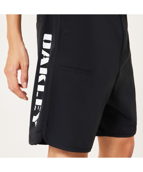 OAKLEY(オークリー)の「オークリーOAKLEY ADDICTIVE SHORTS 7.0 ショートパンツ/ゴルフメンズ/ゴルフ/吸汗速乾/OAKLEY(その他パンツ・メンズ・ブラック・L/M)」の1枚目の写真