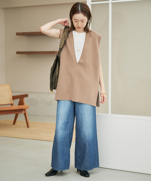 SLOBE IENA(スローブイエナ)の「《WEB限定カラーあり/追加》ダブルフェイスニットベスト(ベスト・レディース・チャコールグレー/キャメル/ブラック・FREE)」の19枚目の写真