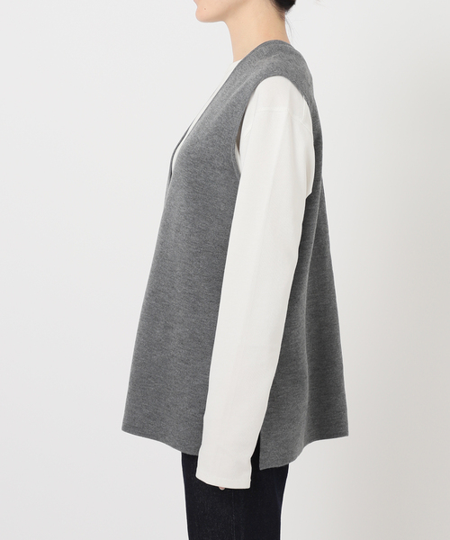 SLOBE IENA(スローブイエナ)の「《WEB限定カラーあり/追加》ダブルフェイスニットベスト(ベスト・レディース・チャコールグレー/キャメル/ブラック・FREE)」の10枚目の写真