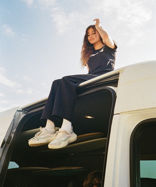 VANS(バンズ)の「MTE ウルトラレンジ NEO VR3 / UltraRange Neo VR3 LIGHT YELLO VN000BCEBIG1(スニーカー・メンズ・ライトイエロー・8.5/10.5/10/9.5)」の4枚目の写真
