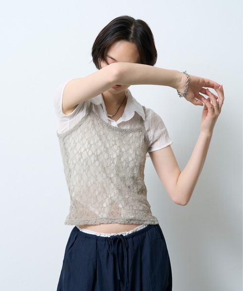 NUJOH(ヌゾ)の「Sheer Crinkle Crop Shirt / シアークリンクルクロップシャツ(シャツ/ブラウス・レディース・ブラック・FREE)」の5枚目の写真