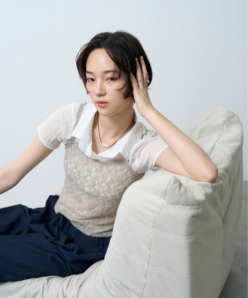 NUJOH(ヌゾ)の「Sheer Crinkle Crop Shirt / シアークリンクルクロップシャツ(シャツ/ブラウス・レディース・ブラック・FREE)」の6枚目の写真