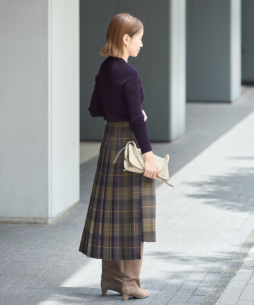 IENA(イエナ)の「《/手洗い可》ECO SPLASH Vカーディガン(カーディガン/ボレロ・レディース・ブラック/パープル/ベージュ・FREE)」の4枚目の写真