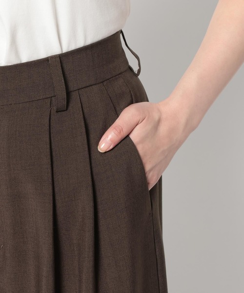 mysty woman(ミスティウーマン)の「ストレートタックパンツ 1055380(その他パンツ・レディース・ベージュ/ブラック/ブラウン・FREE)」の18枚目の写真