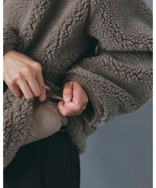 anuke(アンヌーク)の「Boa Zip Blouson(ブルゾン・レディース・チャコールグレー/ベージュ・38inch/36inch)」の13枚目の写真