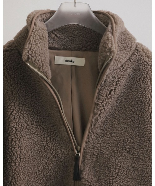anuke(アンヌーク)の「Boa Zip Blouson(ブルゾン・レディース・チャコールグレー/ベージュ・38inch/36inch)」の5枚目の写真