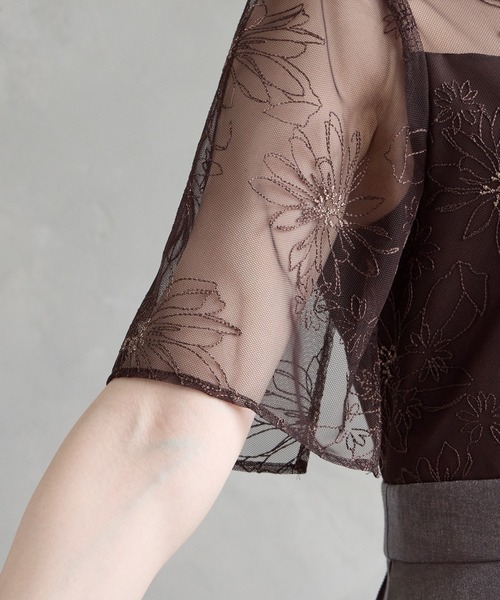 AIMER（エメ）の「フラワー刺繍チュール×ルミエールサテンフィット&フレアパーティードレス　結婚式　お呼ばれ　ドレス　20代 30代（ドレス・レディース・ブルーグレー/ネイビー/ブラウン・MEDIUM）」の19枚目の写真
