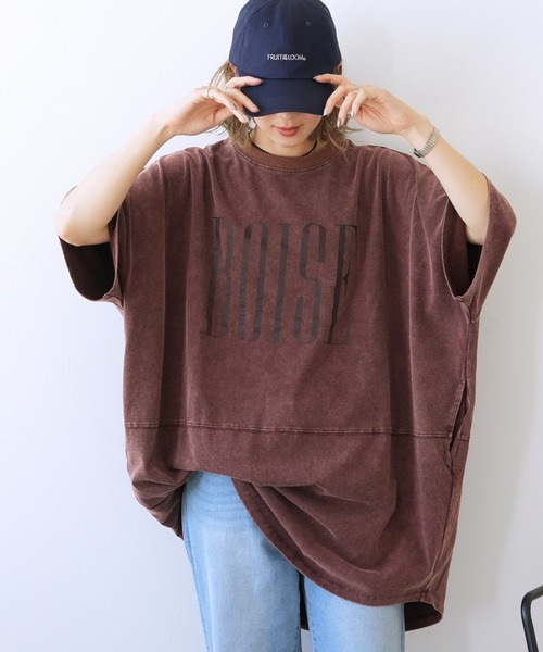 reca(レカ)の「パウダー加工ロゴプリントBIGTシャツ(Tシャツ/カットソー・レディース・グリーン/アイボリー/ボルドー/チャコール・FREE)」の4枚目の写真
