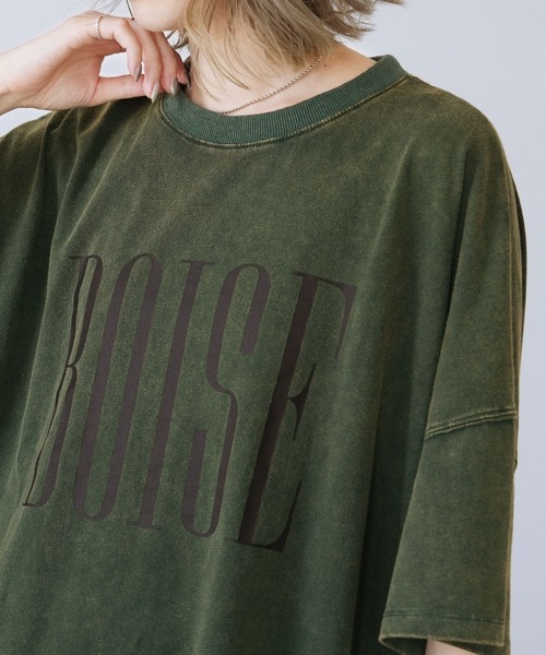reca(レカ)の「パウダー加工ロゴプリントBIGTシャツ(Tシャツ/カットソー・レディース・グリーン/アイボリー/ボルドー/チャコール・FREE)」の9枚目の写真