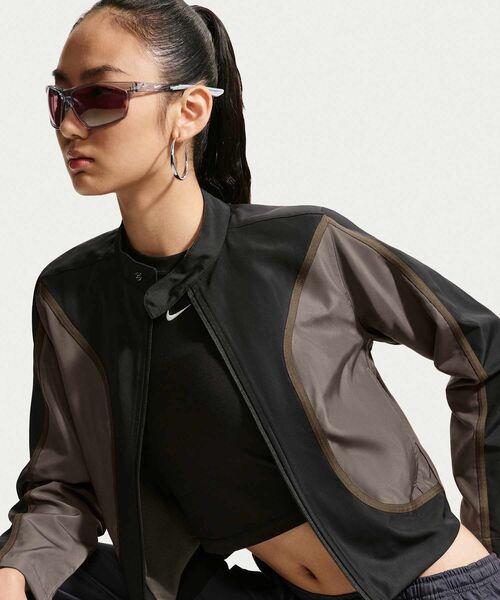 NIKE(ナイキ)の「ナイキ スポーツウェア ウィメンズ モトジャケット / Nike Sportswear Women's Moto Jacket IM8182-010 Black(ブルゾン・レディース・ブラック・L/XL/S/XS/M)」の3枚目の写真