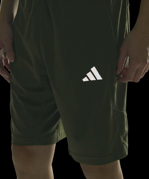 adidas(アディダス)の「テック エッセンシャルズ クール タッチ レギュラーフィット ステルス スリーバー 9インチ ショーツ / ハーフパンツ / アディダス adidas(その他パンツ・メンズ・カーキ・XX-LARGE/3XL/LARGE/MEDIUM/SMALL/X-LARGE/X-SMALL)」の4枚目の写真