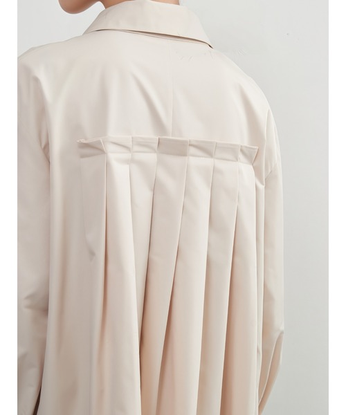 Sew loop（ソーループ）の「後タック長袖チュニックシャツジャケット・シャカシャカ素材ポケット付き（ナイロンジャケット・レディース・アイボリー/モカ/ブラック・M）」の16枚目の写真